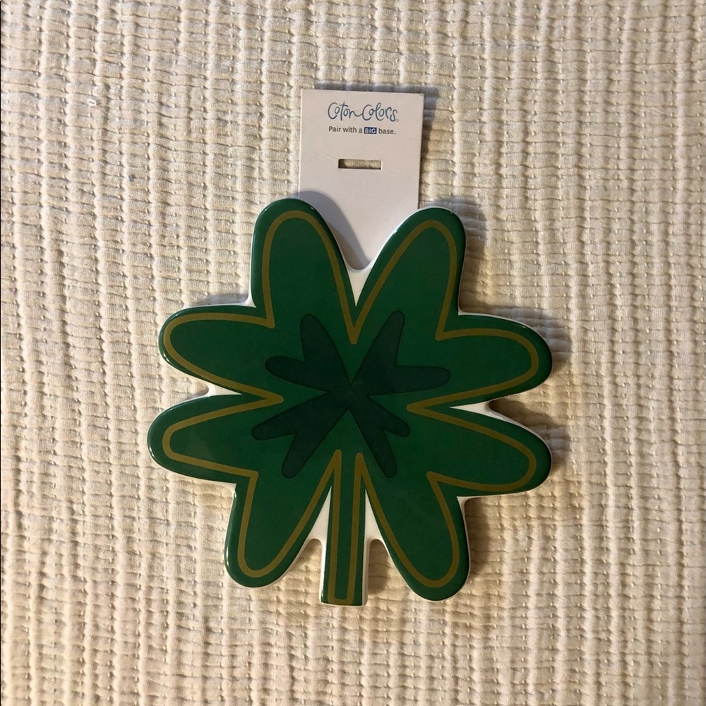 Coton Colors / Happy Everything Large Four Leaf